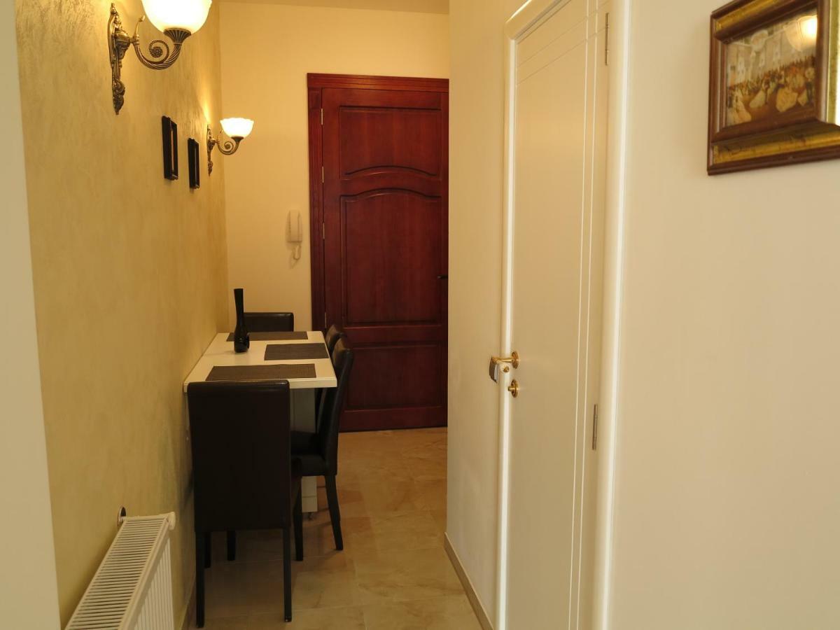 Small Luxury Kapitol Apartment Wien Exterior foto